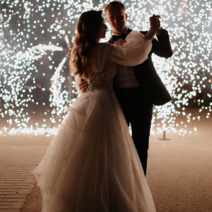 Ambiance festive créée par un DJ mariage professionnel